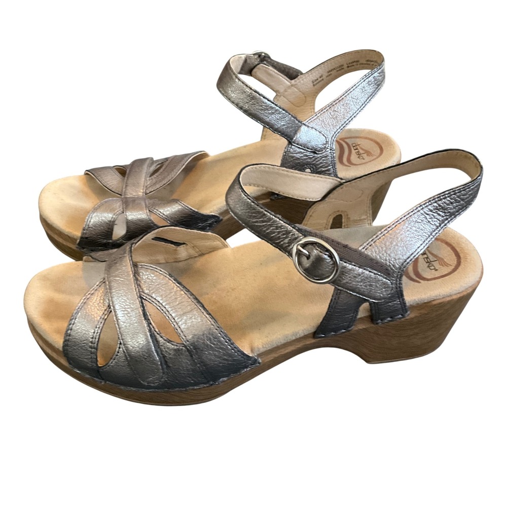 Dansko Strappy Wedge Sandal Womens 40 Pewter Metallic Leather 9849822200